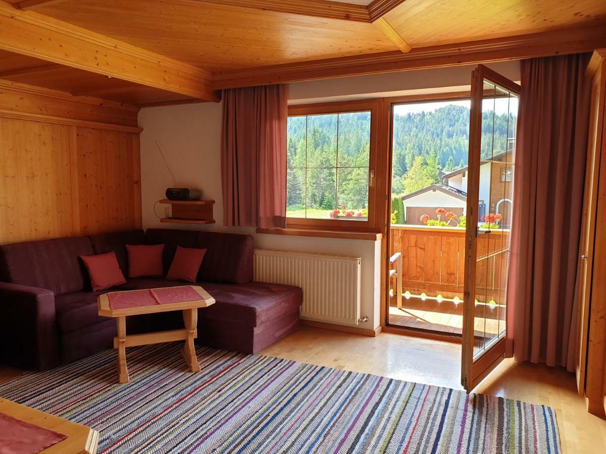 Apartamento Haus Schiefer Leutasch Exterior foto
