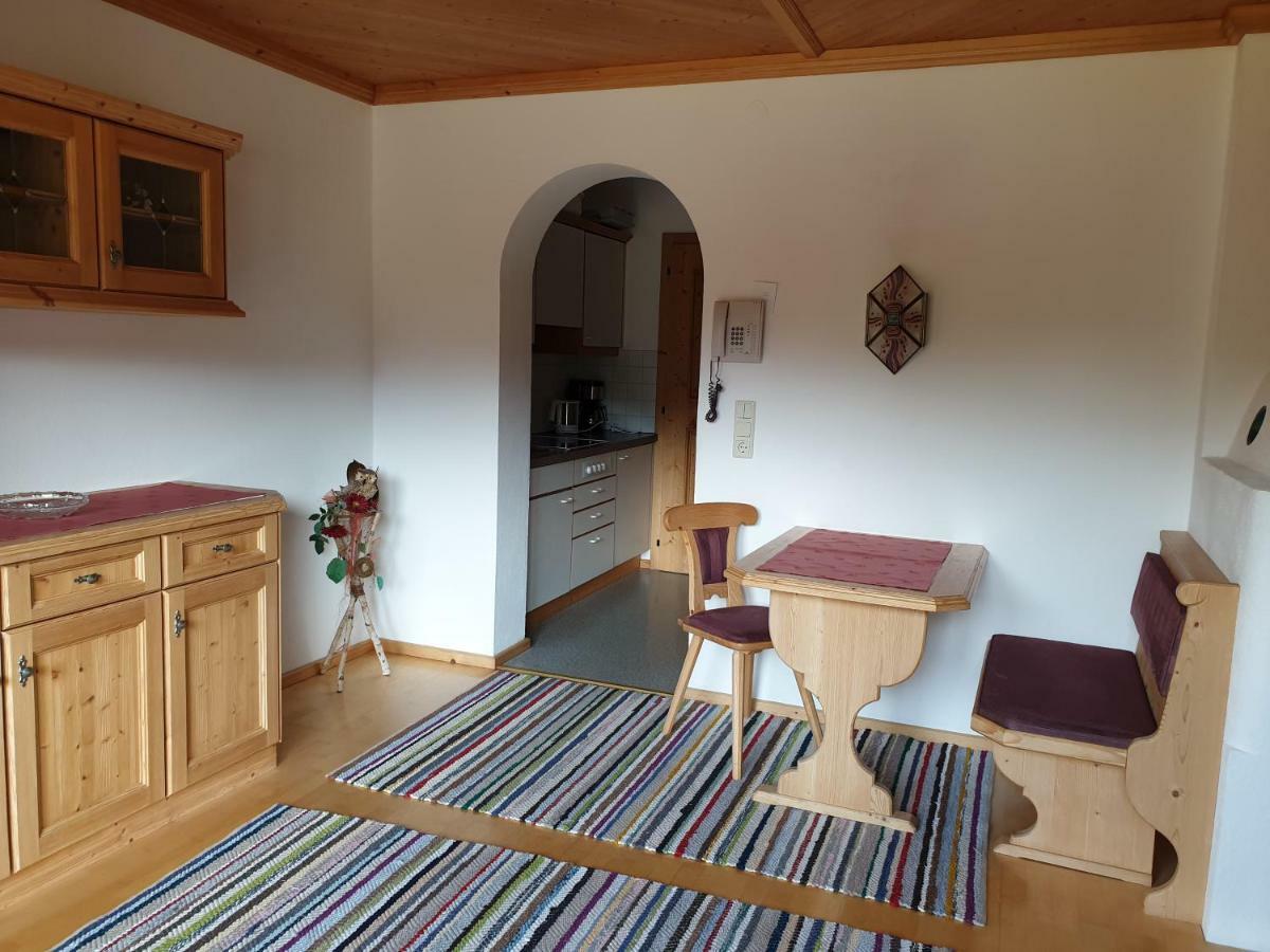 Apartamento Haus Schiefer Leutasch Exterior foto